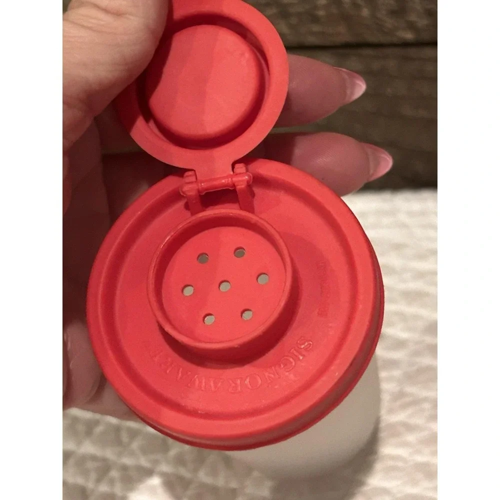 VTG Tupperware Red Clear Salt Pepper Spice‎ Shaker #102-16